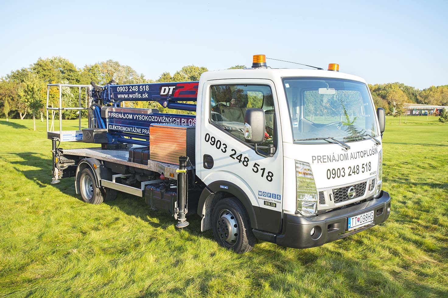 Autoplošina Nissan 25 m
